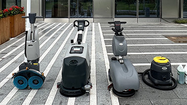 使用手推式酒店洗地机的重要优势是什么？